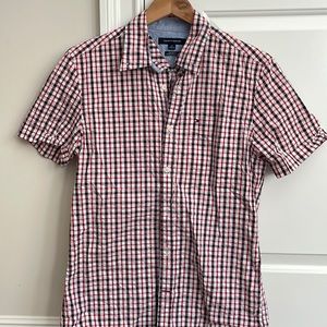 Tommy Hilfiger Men’s button down shirt